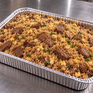 Fuente de Arroz Chaufa Carne Mediano